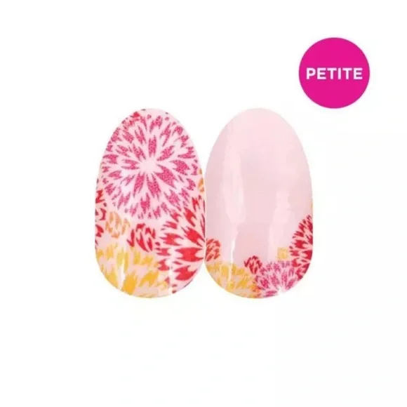 *Retired* Color Street: What in Carnation? (Petite) | Floral Spring Pink Yellow - Picture 8 of 10